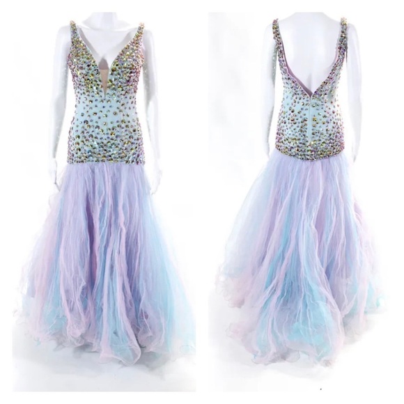 NWT SHERRI HILL Embellished Deep V Neck Mermaid Tulle Gown Blue Pink Size 2 - Picture 7 of 15